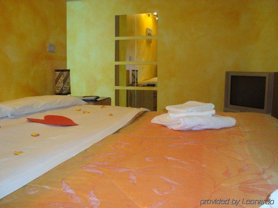 Residence Le Corniole Arezzo Pokoj fotografie